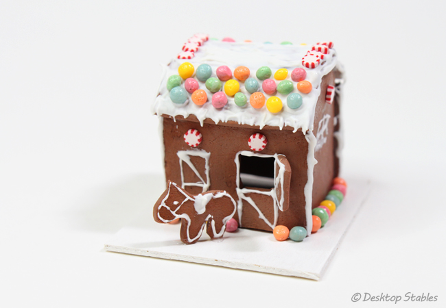 GingerbreadBarn03
