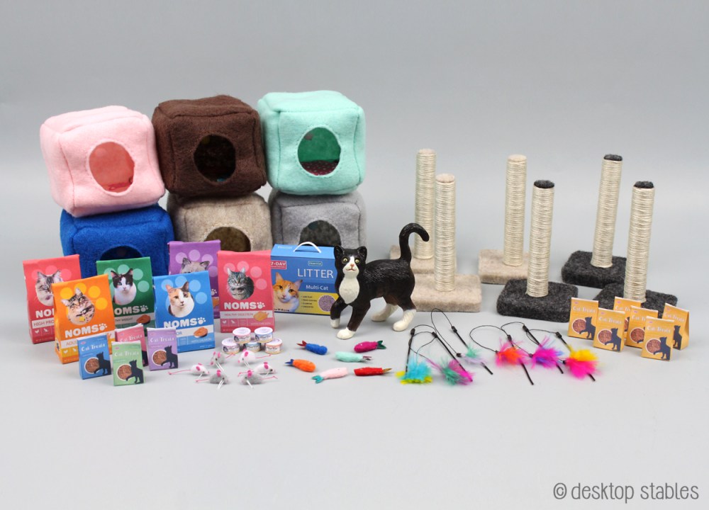 For Sale: Miniatures for cats + free printables! – Desktop Stables